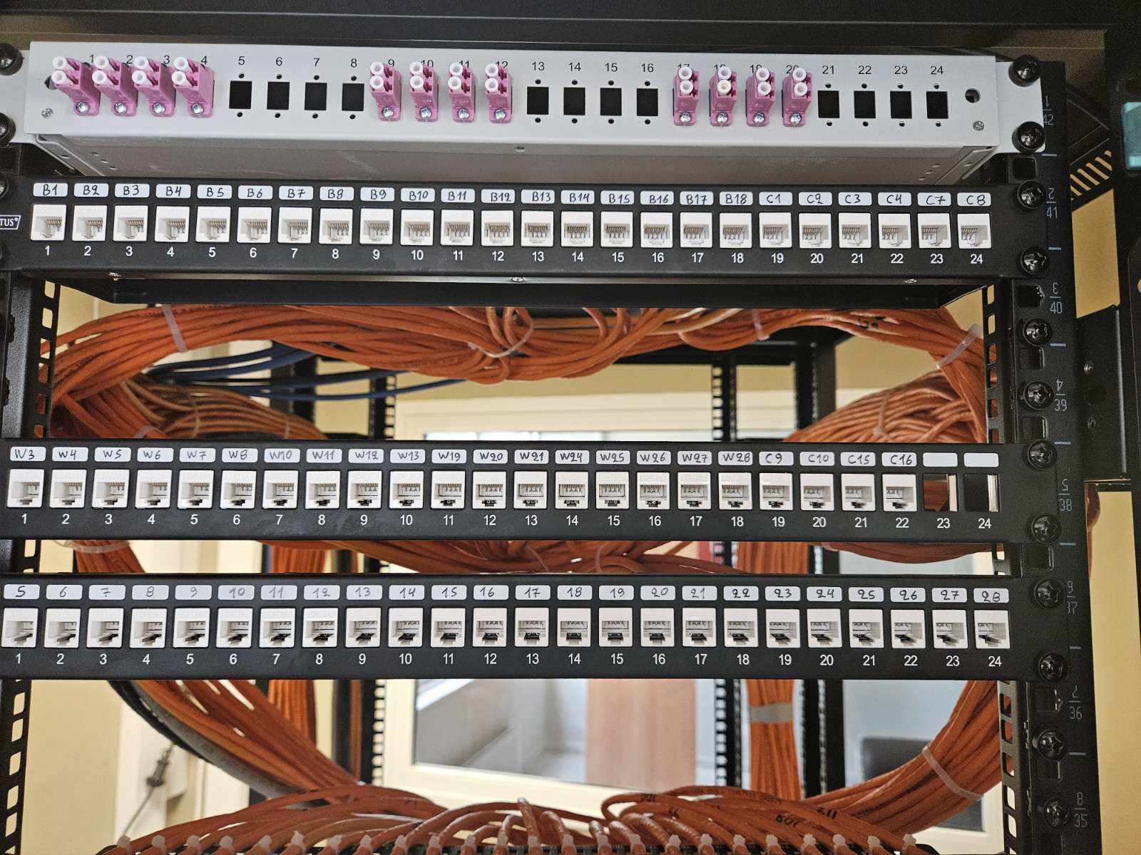 0 02 05 5cb9588544fa4904bd263b09d04c5c72be863a1fc1882b285ac346a4cddb6817_3b616130fd65aba6