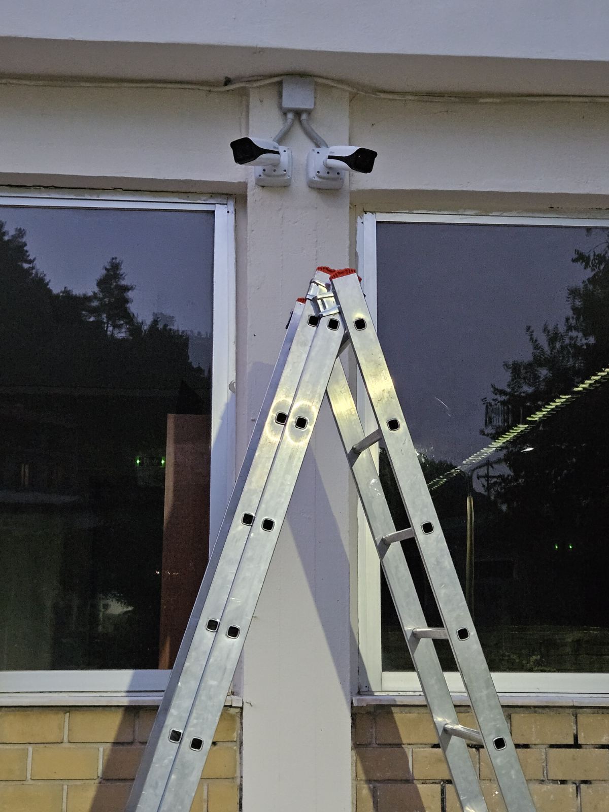 0 02 05 b15a81a46f595a237380b6e376bda1be4e9043dea55c51de457dc95d6ea2857d_94f2066c5a0c2982